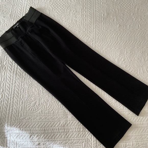 Ellen Tracy Classic Trouser Business Casual Pull On Pant. Black. Small - Picture 5 of 10